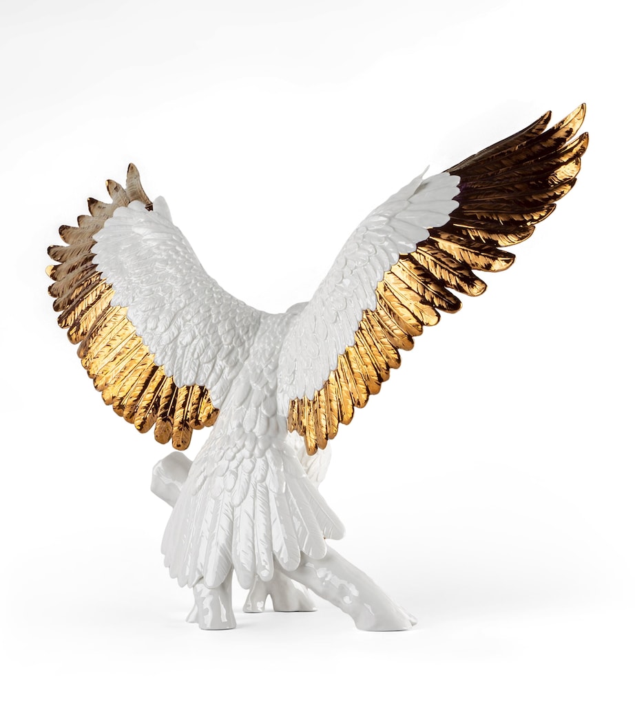 Lladró porcelain freedom eagle figure, approx. 48cm high, UK version