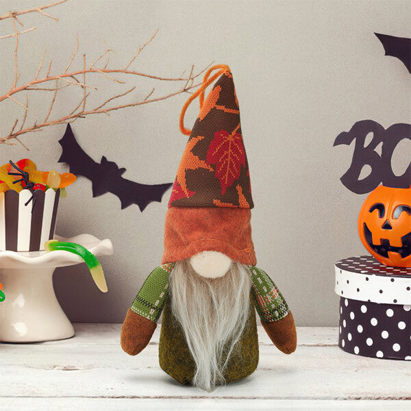Livingandhome harvest gnome doll with black hat - British product