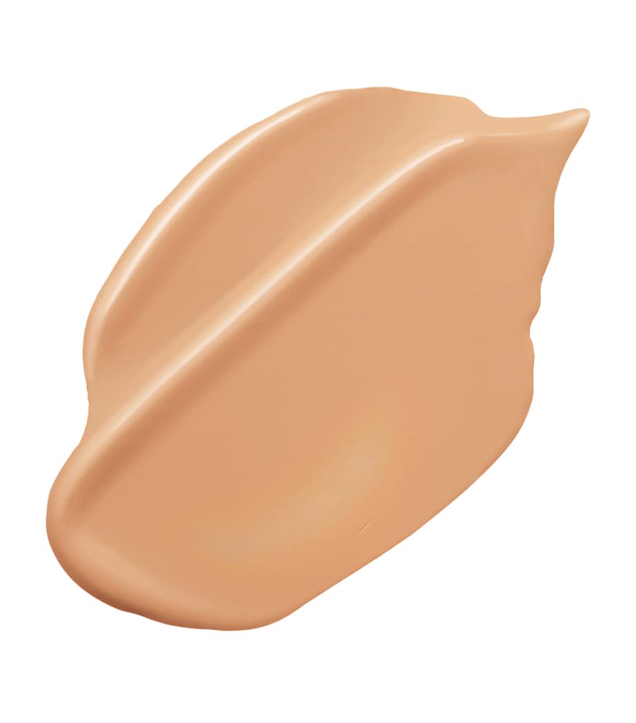 Sensai moisturising foundation with SPF 25 and silk extract 30ml - British product