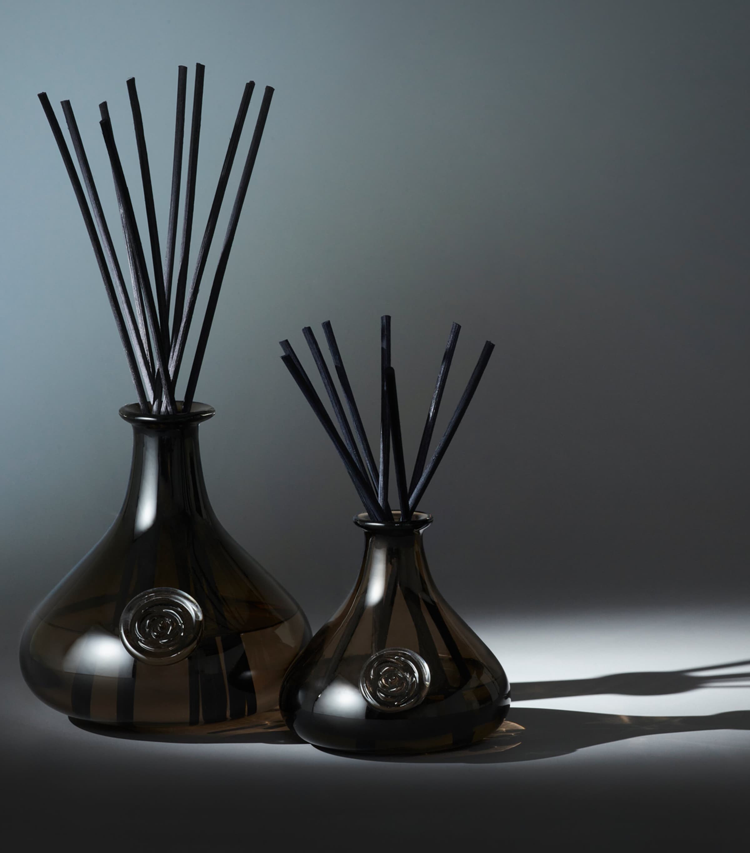 Senti White Flowers Little Roman Reed Diffuser 250ml (British brand)