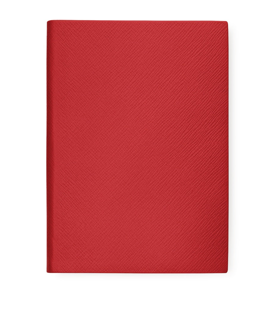 دفتر ملاحظات A5 من جلد سوهو من Smythson (ماركة بريطانية)