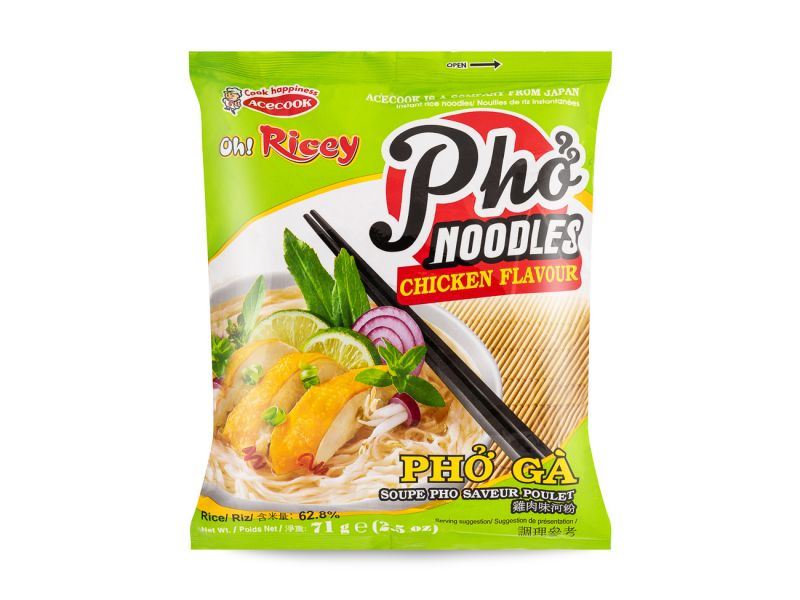 Acecook Oh! Ricey instant pho chicken flavour (British brand)