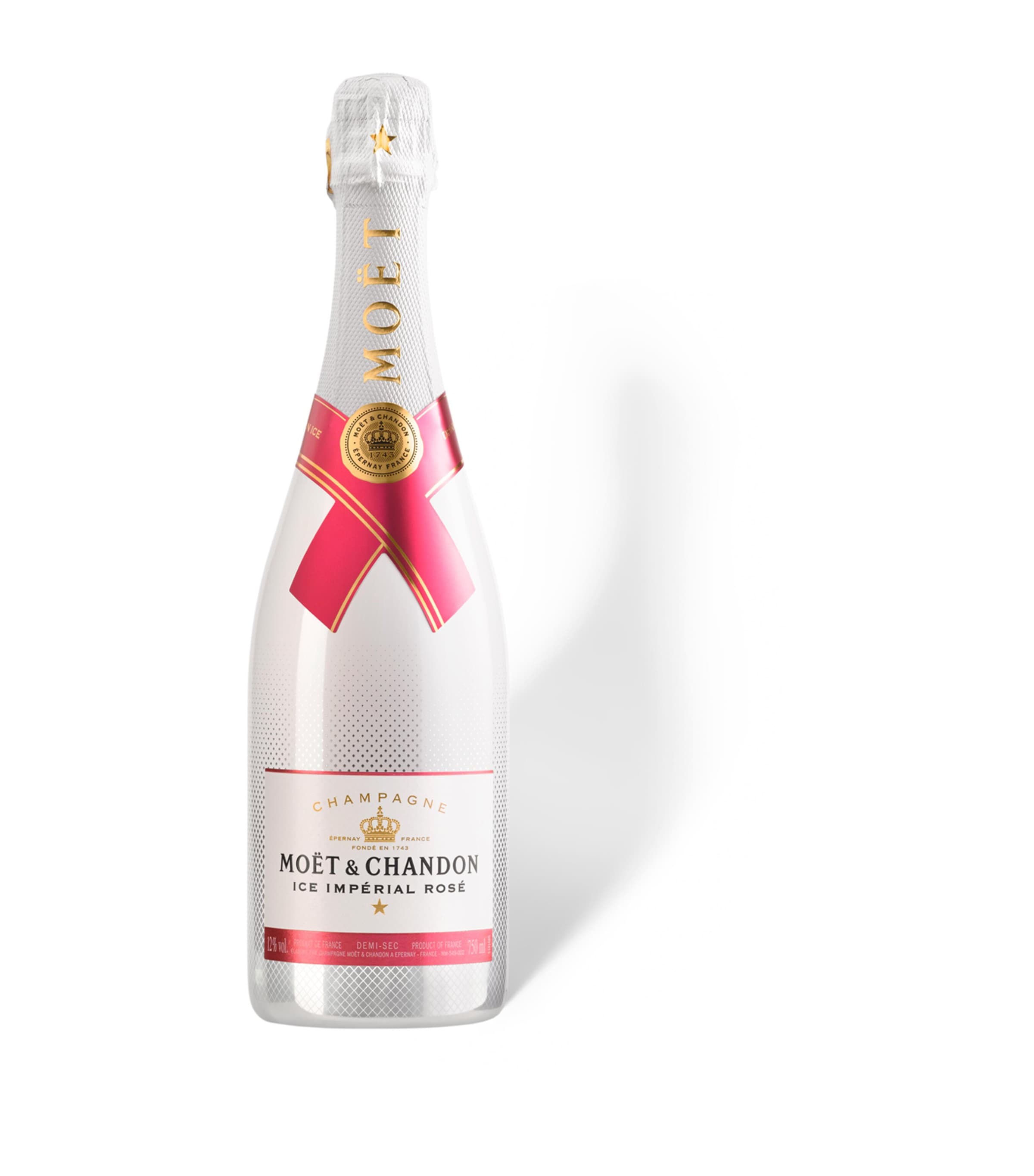 Moët & Chandon Rosé Impérial Ice Champagne 75cl, imported from the UK
