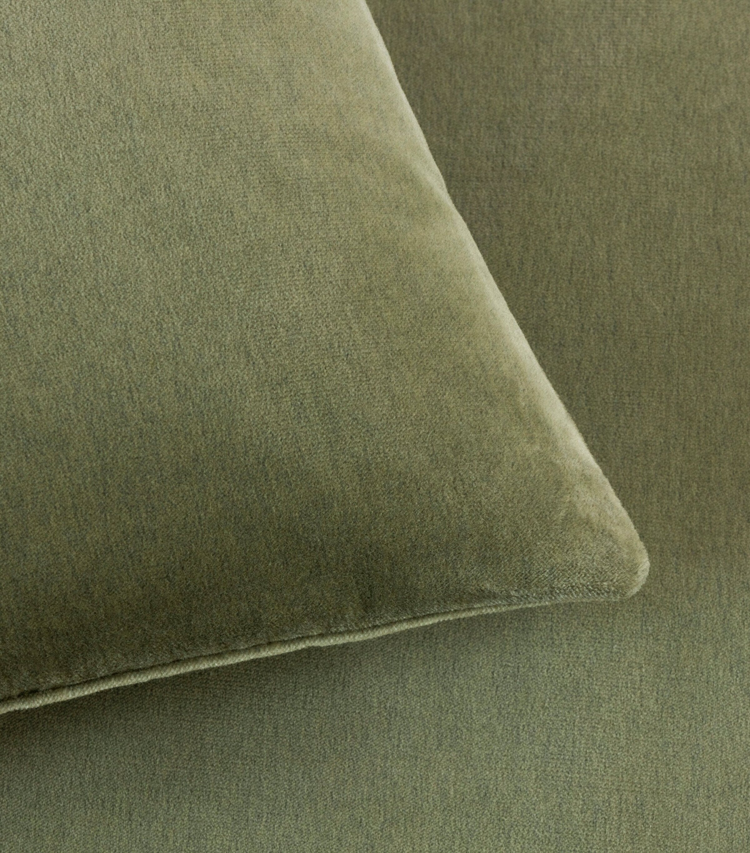 Frette Luxury Velvet Cushion Cover 65cm x 65cm - British product