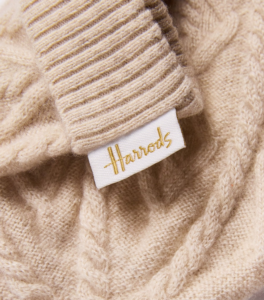 Harrods cashmere hat for babies 0-18 months, UK version