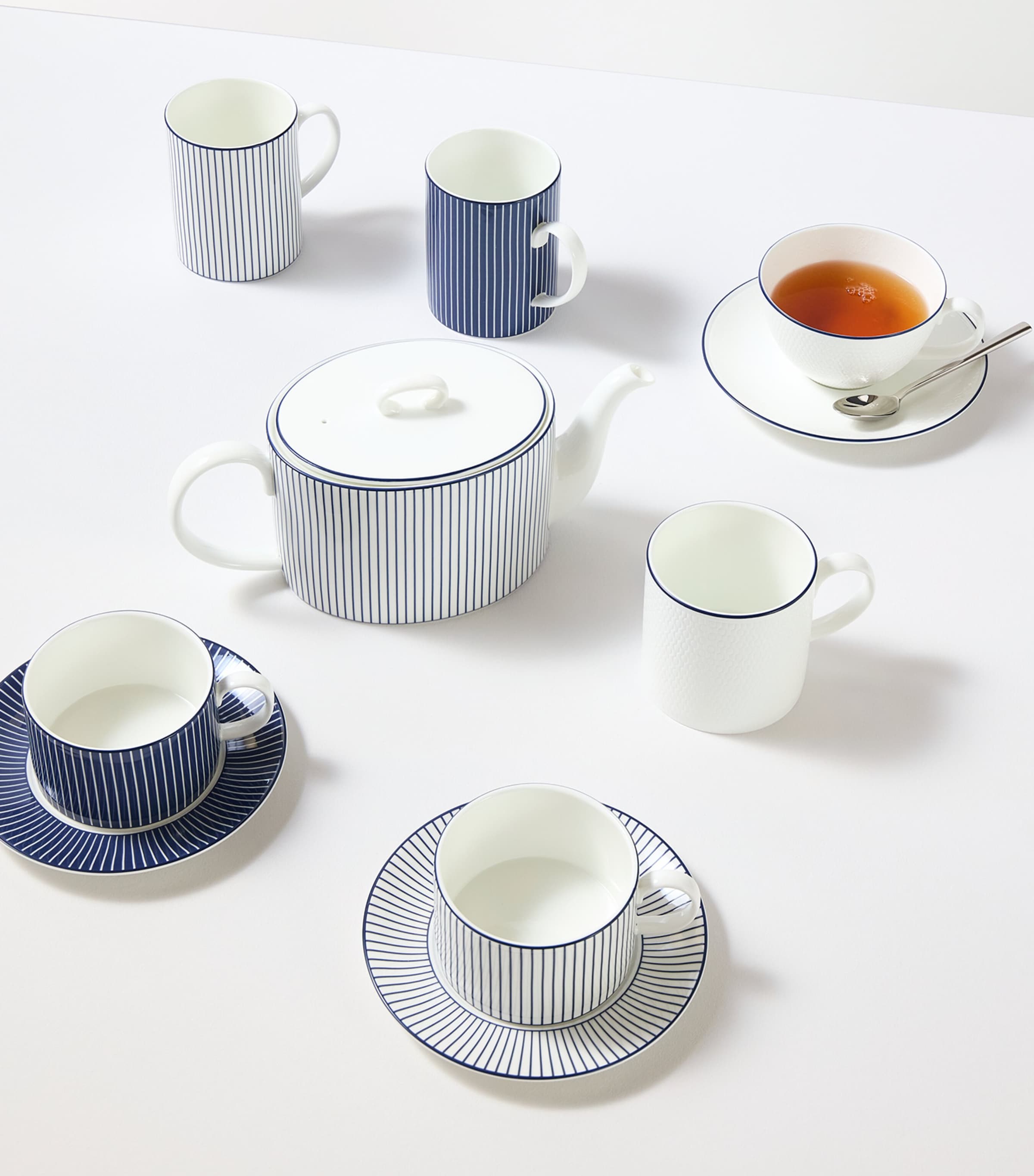 Wedgwood Gio Blue bone china mug (British brand)