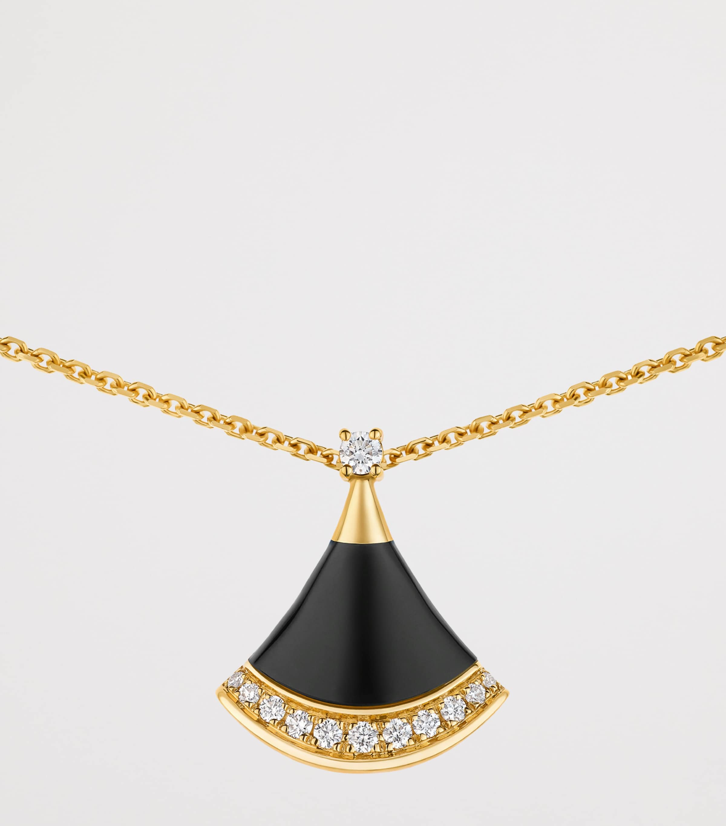 Bvlgari Divas' Dream necklace onyx diamonds yellow gold, UK version