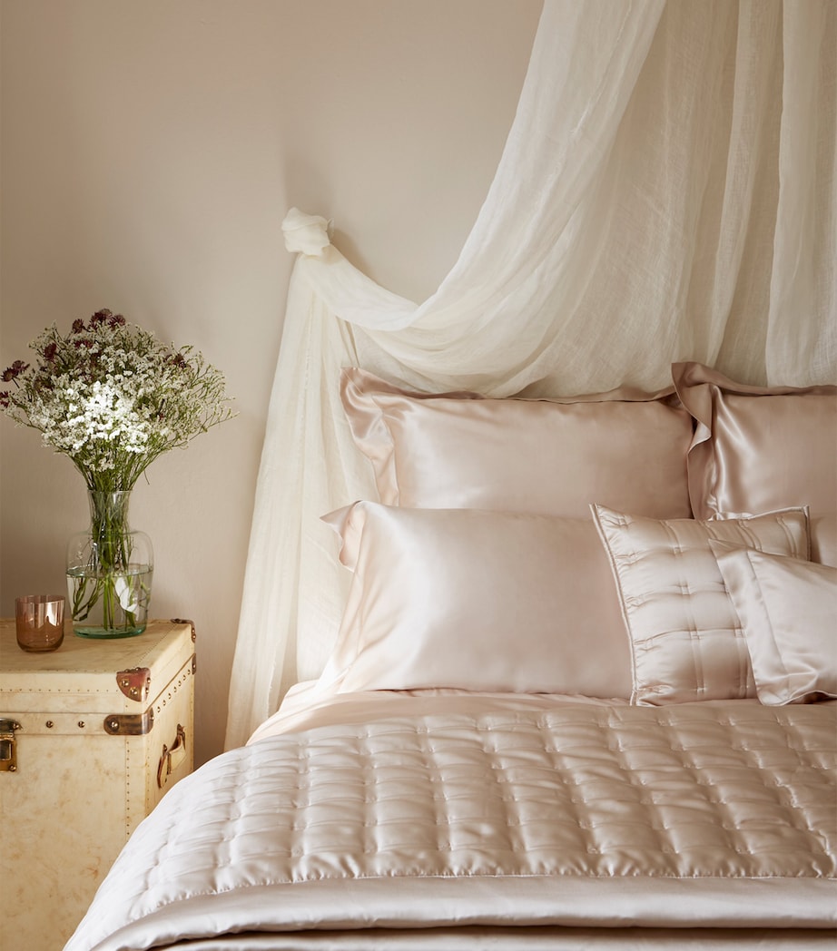 Gingerlily Windsor Silk Super King Duvet Cover 270cm x 270cm, UK version