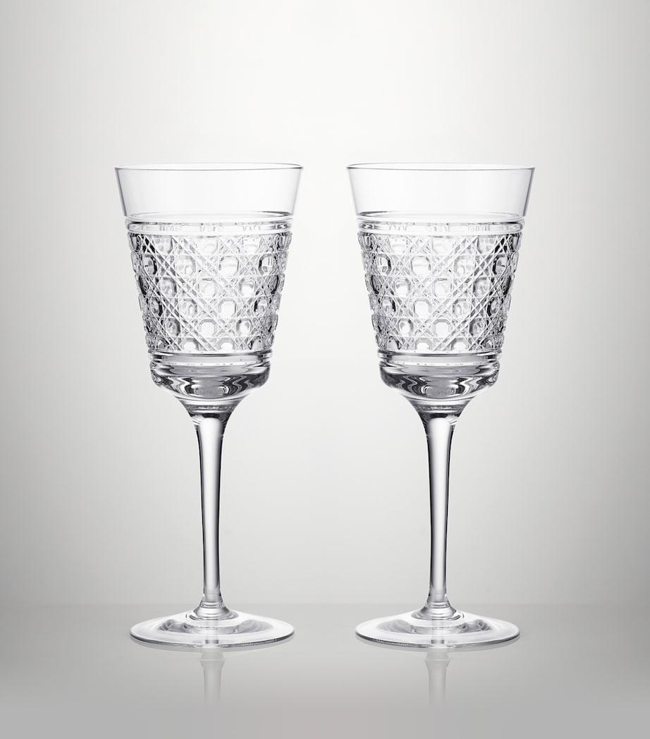 Set of two Waterford crystal white wine goblets 318ml (British brand)
