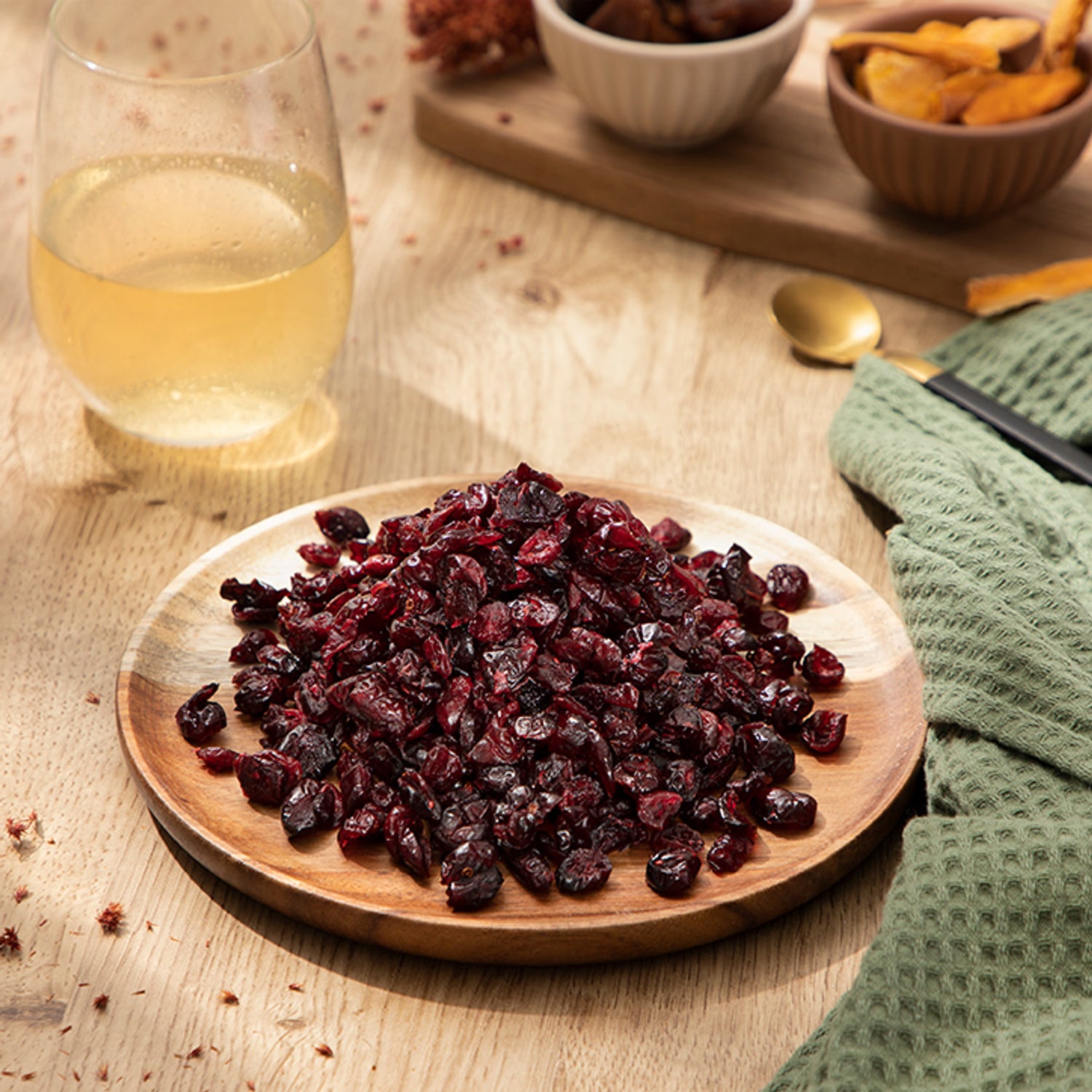 Holland & Barrett Juice Infused Cranberries 420g, UK version