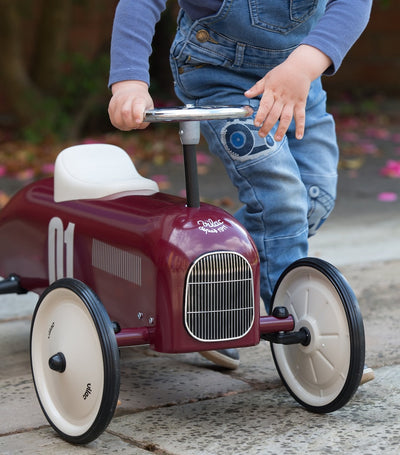 Metallspielzeugauto mit funktionierendem Lenkrad für Kleinkinder ab 18 Monaten
