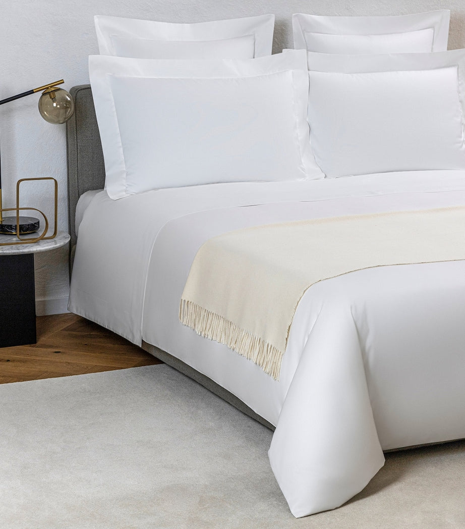 Frette pure cashmere throw 130cm x 185cm, imported from the UK