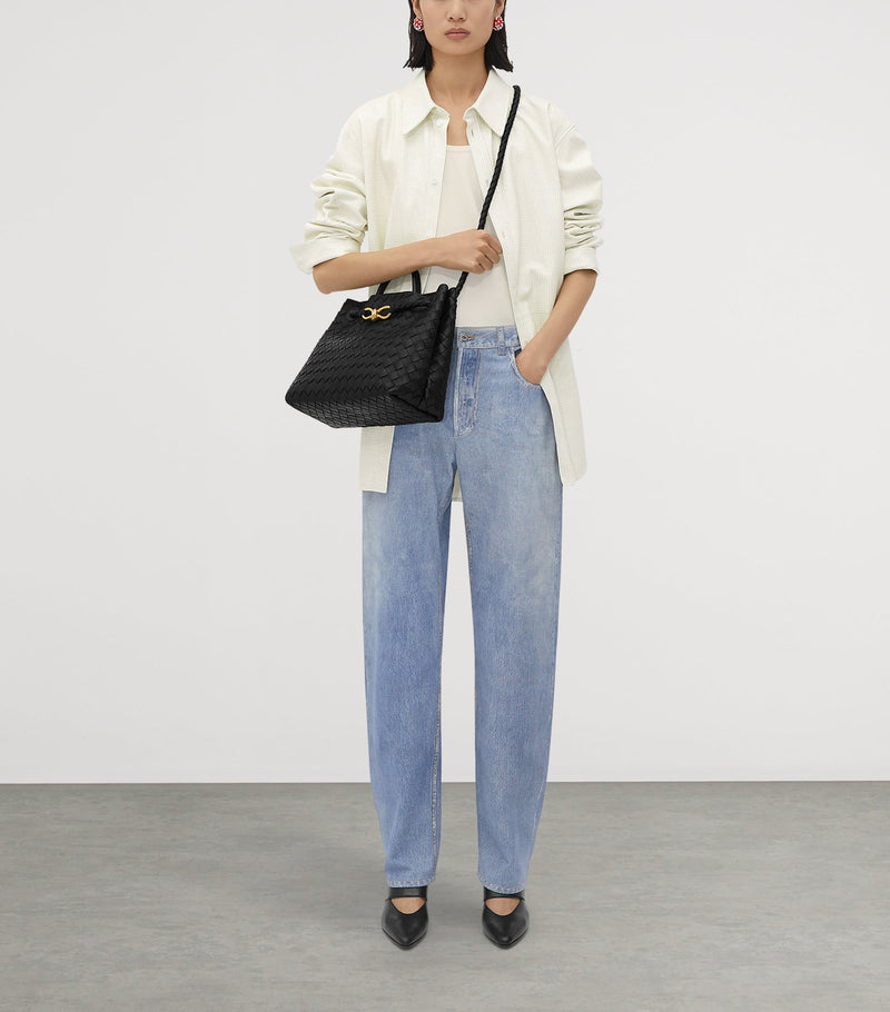 Bottega Veneta Andiamo top-handle bag in lambskin, UK version