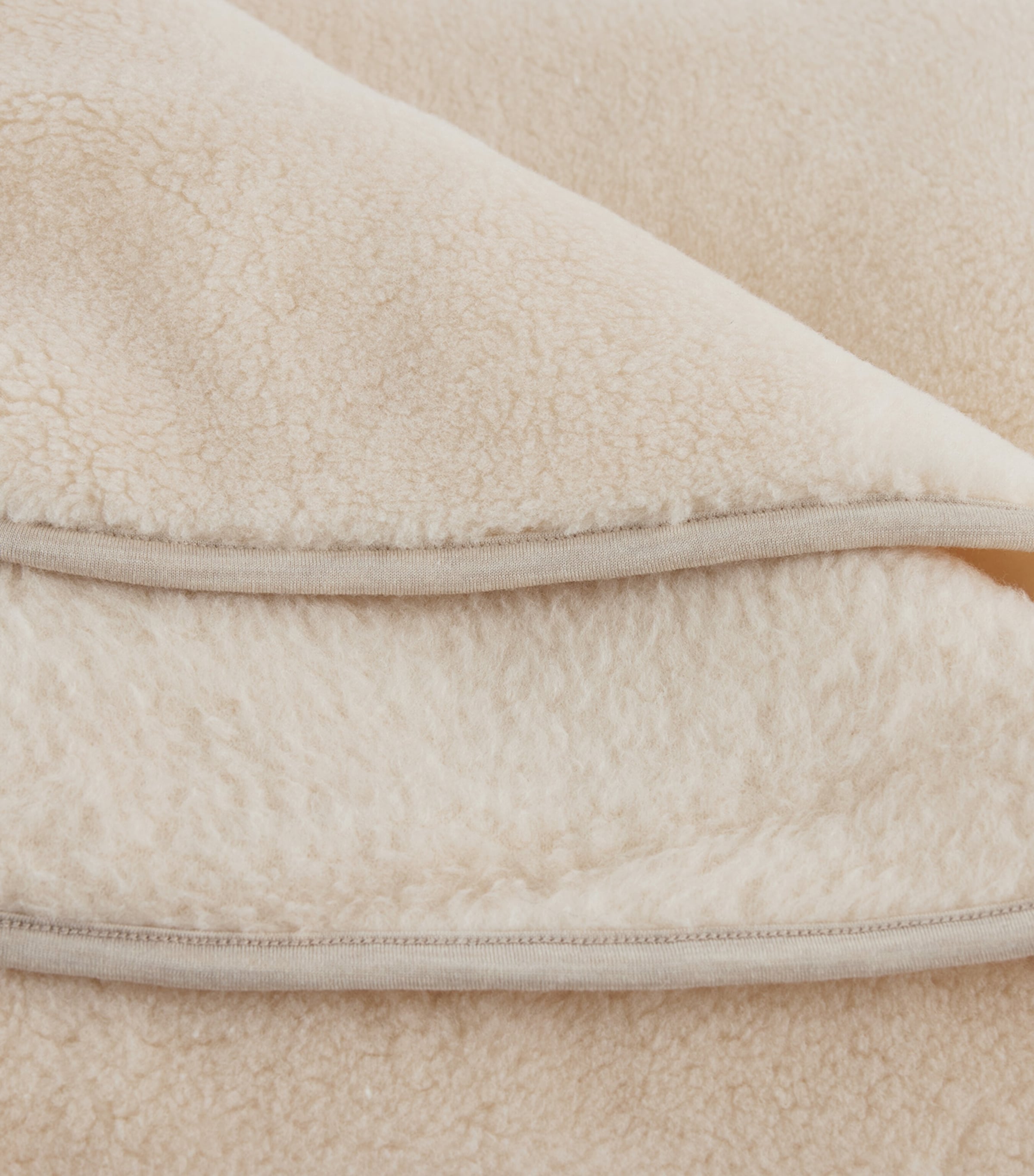 SHLEEP reversible merino knit throw 190cm x 123cm (British brand)