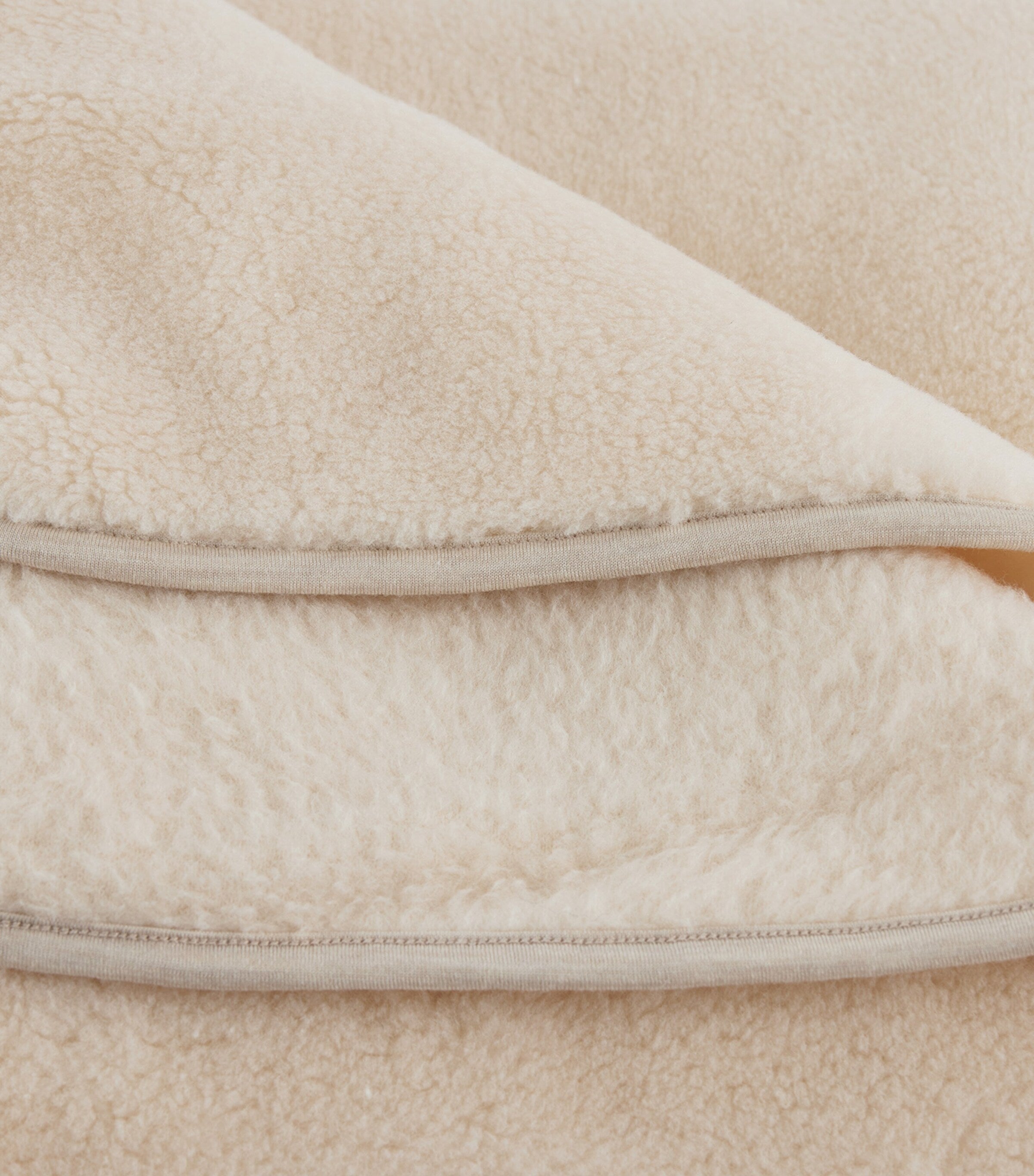 SHLEEP reversible merino knit throw 190cm x 123cm (British brand)