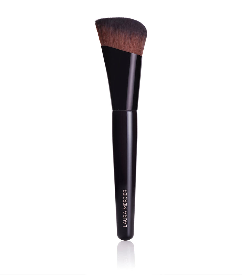 Flawless Foundation Brush with Densely Packed Bristles and Domed Tear-Drop Shape