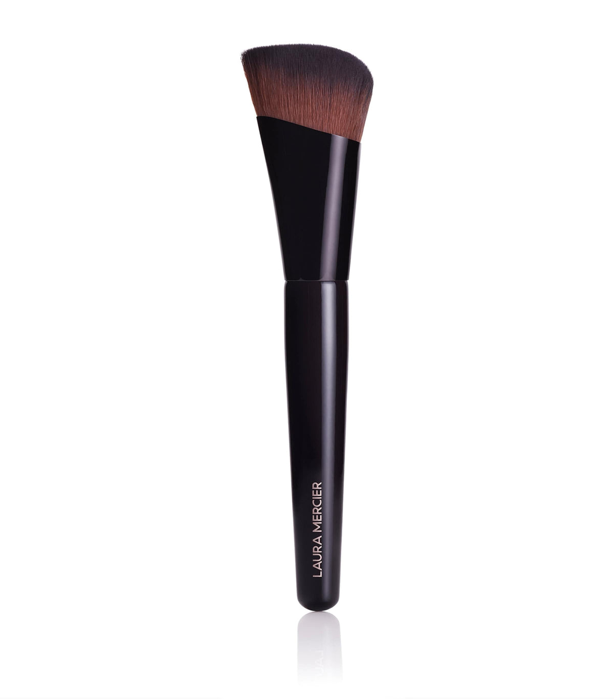 Flawless Foundation Brush with Densely Packed Bristles and Domed Tear-Drop Shape