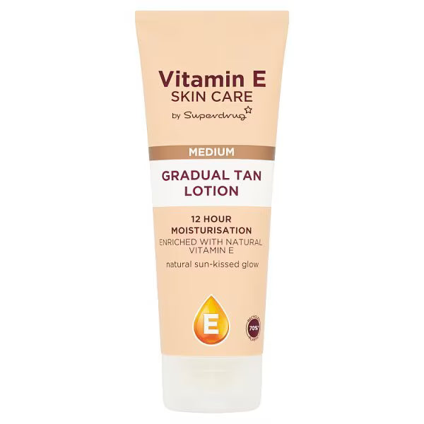 Gradual Tan Lotion with Vitamin E Medium 200ml (British brand)