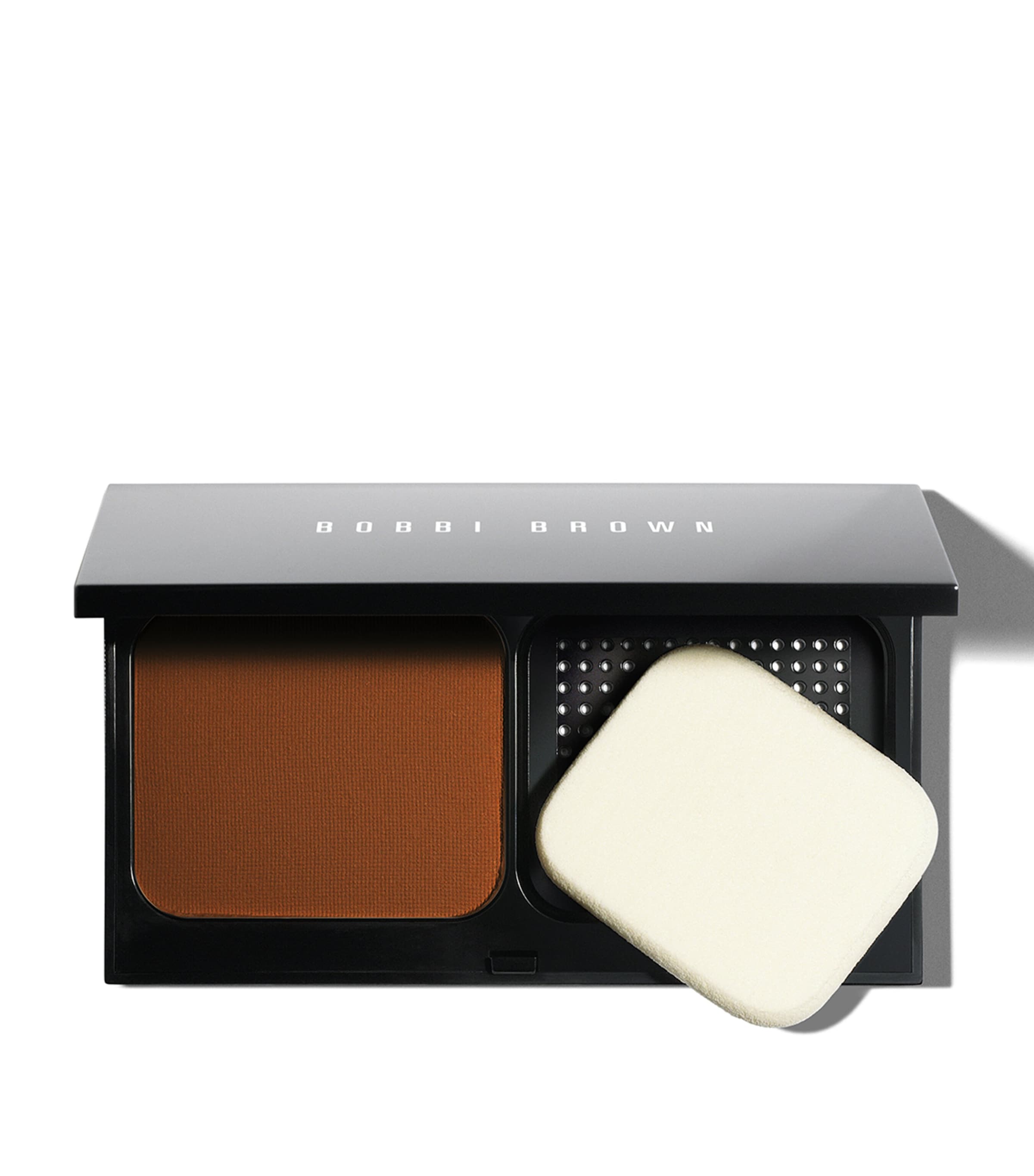 Bobbi Brown skin weightless powder foundation with sponge applicator (British brand)