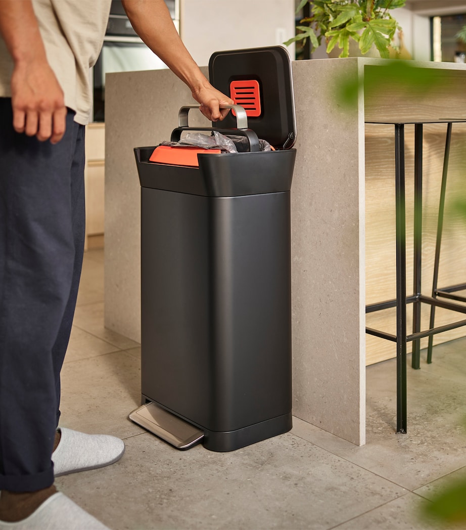 Joseph Joseph Titan waste compacting bin 30L, imported from the UK