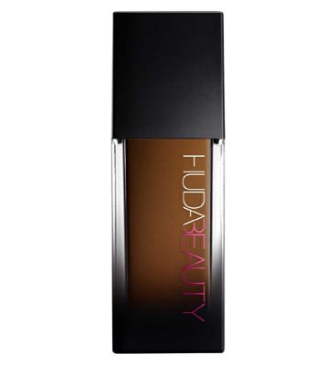 Huda Beauty #FauxFilter Luminous Matte Full Coverage Liquid Foundation GOODS Boots 520G nutmeg  