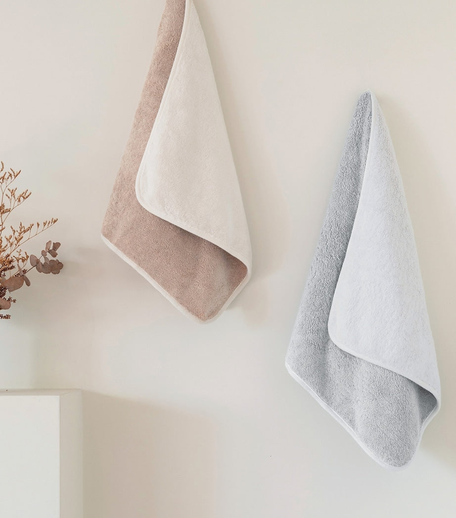 Graccioza bicolore bath towel 70x140cm (British brand)