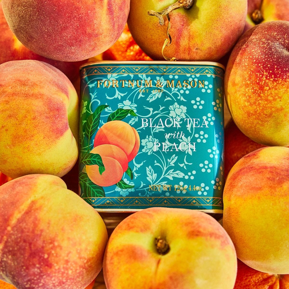 Black tea with peach loose leaf caddy 125g (British brand)