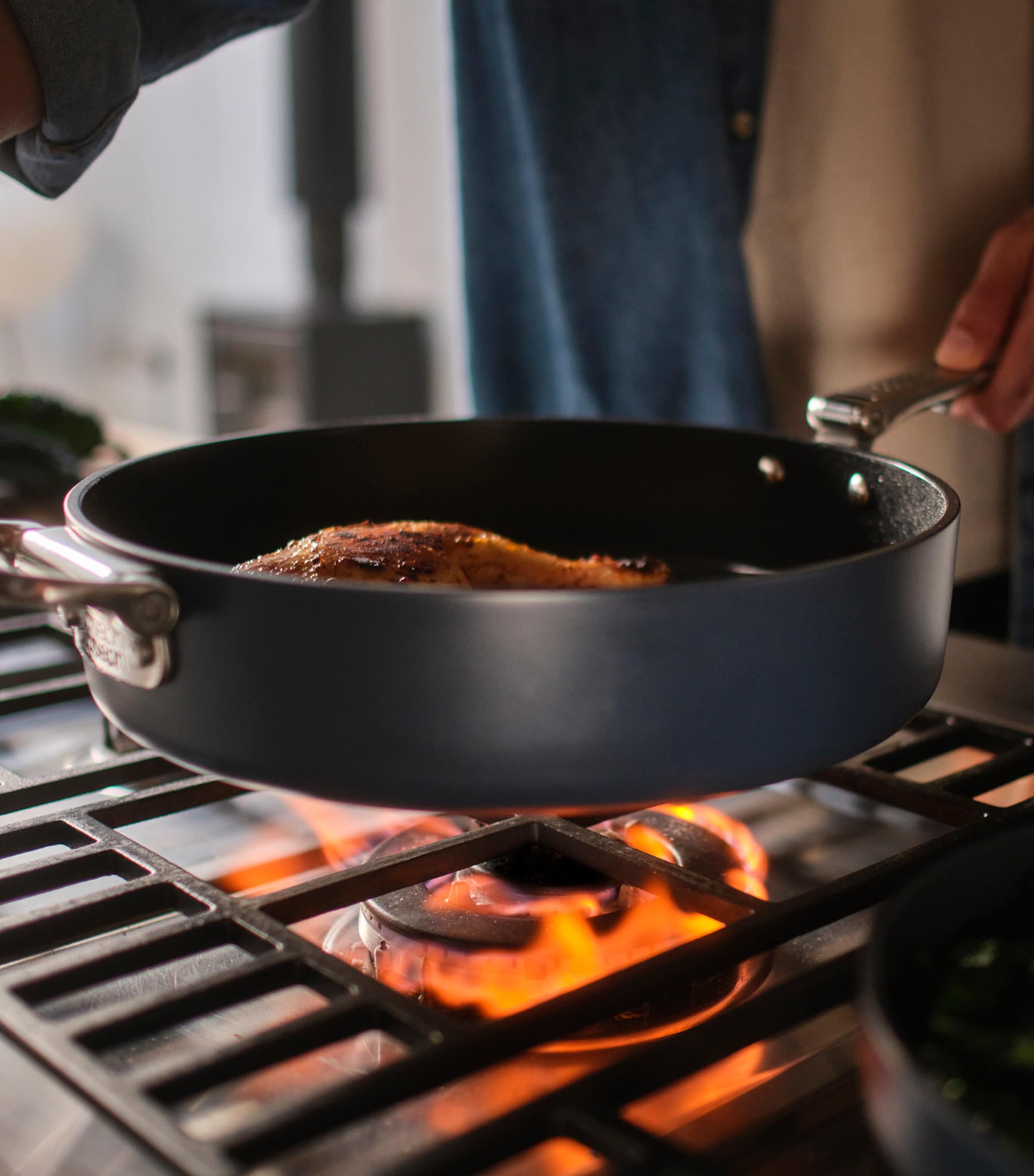 Joseph Joseph folding handle saute pan and lid 28cm, UK version