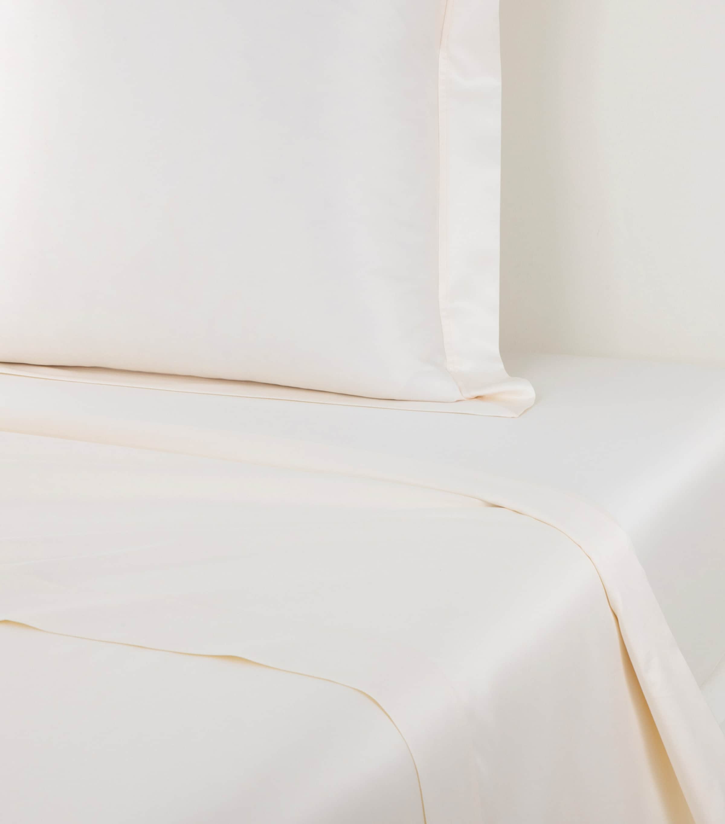 Yves Delorme Egyptian cotton double flat sheet 240cm x 320cm (British brand)