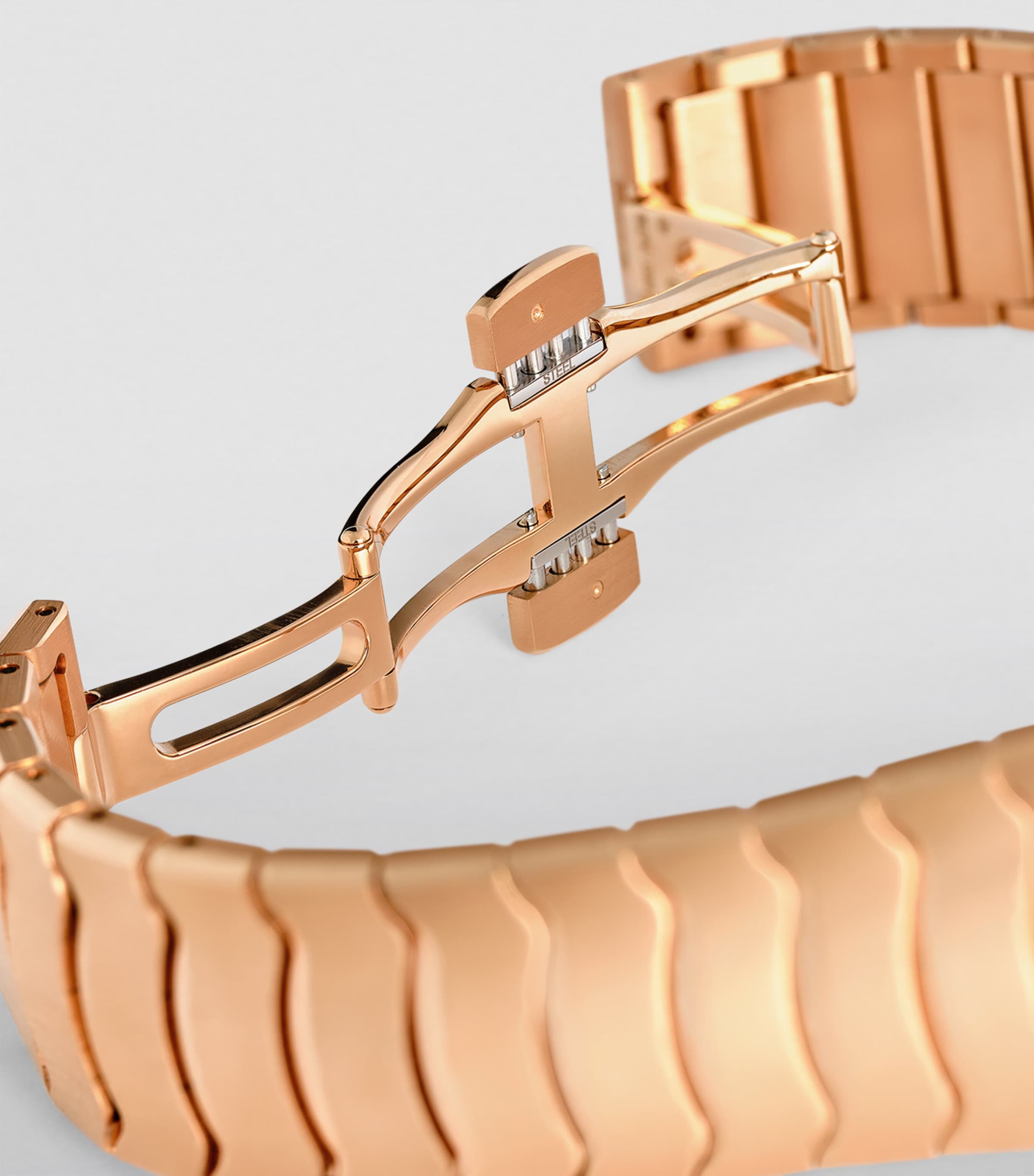 H. Moser & Cie Rose Gold Streamliner watch 40mm, UK version