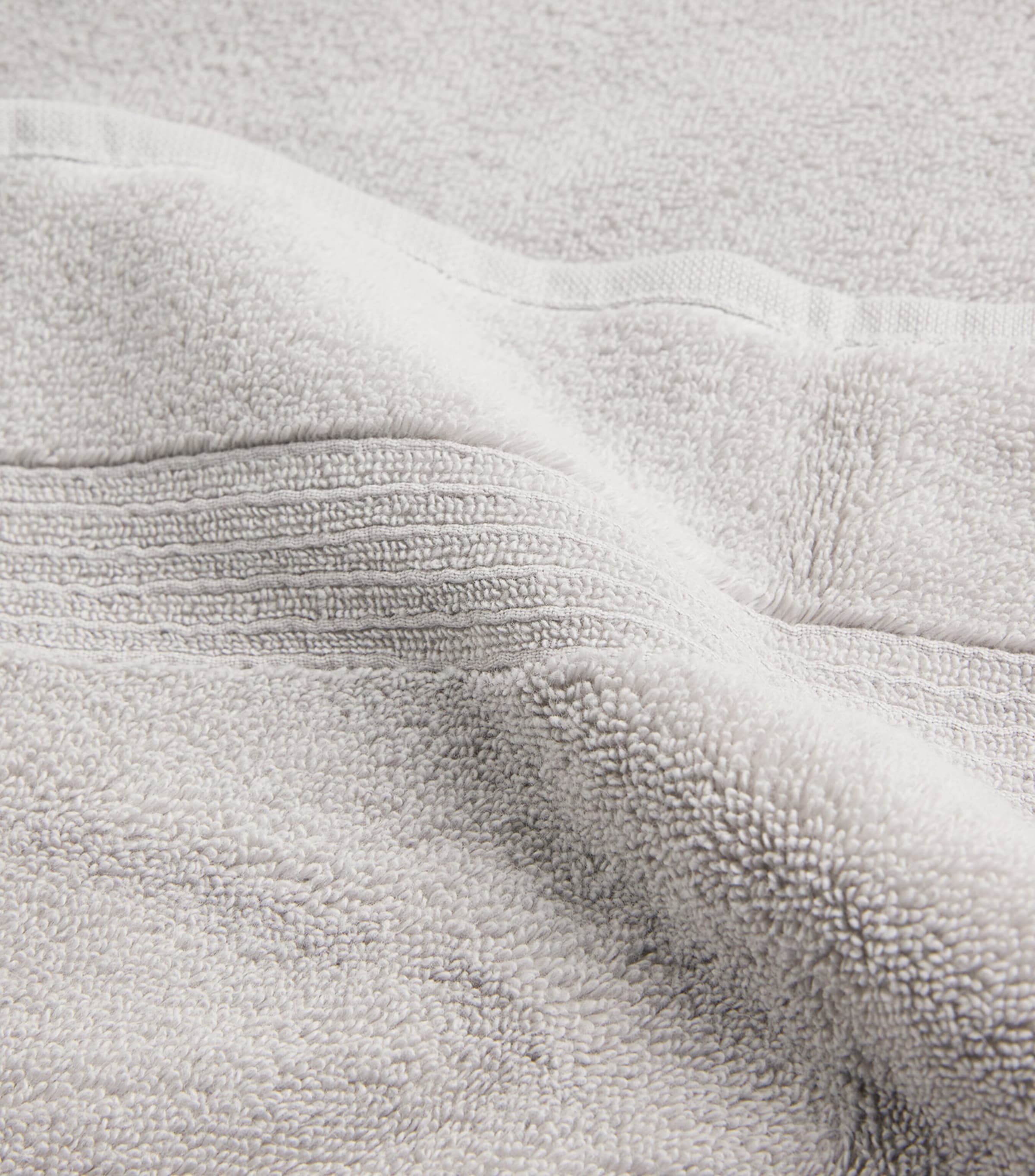 Harrods of London organic cotton bath towel 70cm x 140cm, UK version