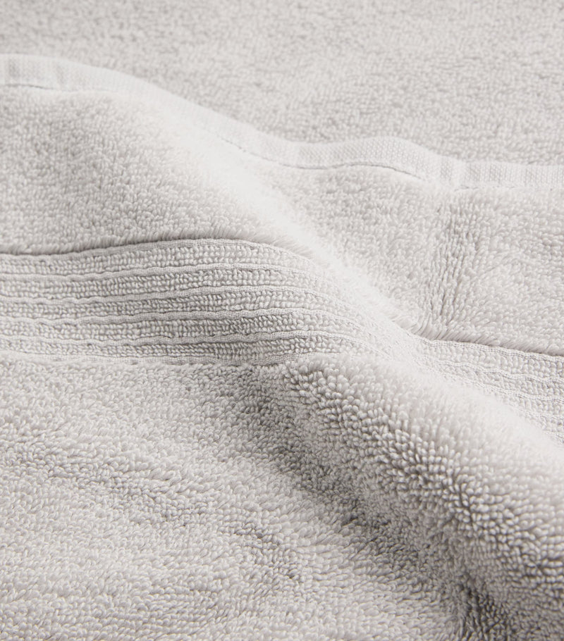 Harrods of London organic cotton bath towel 70cm x 140cm, UK version