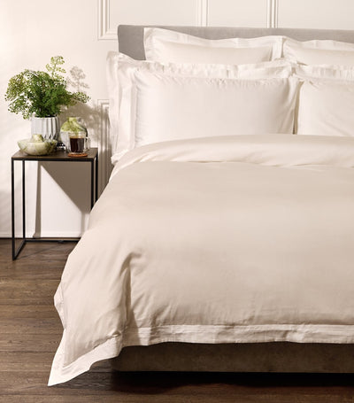 Harrods Harrods of London Brompton II Oxford Pillowcase Pair 50cm x 75cm- Buy online at McGrocer