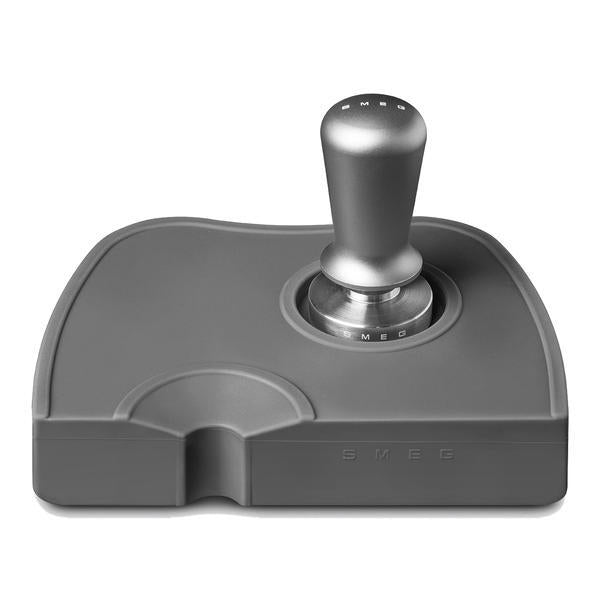 Smeg ECTS01 tamping set in silver with tamper and mat - British product