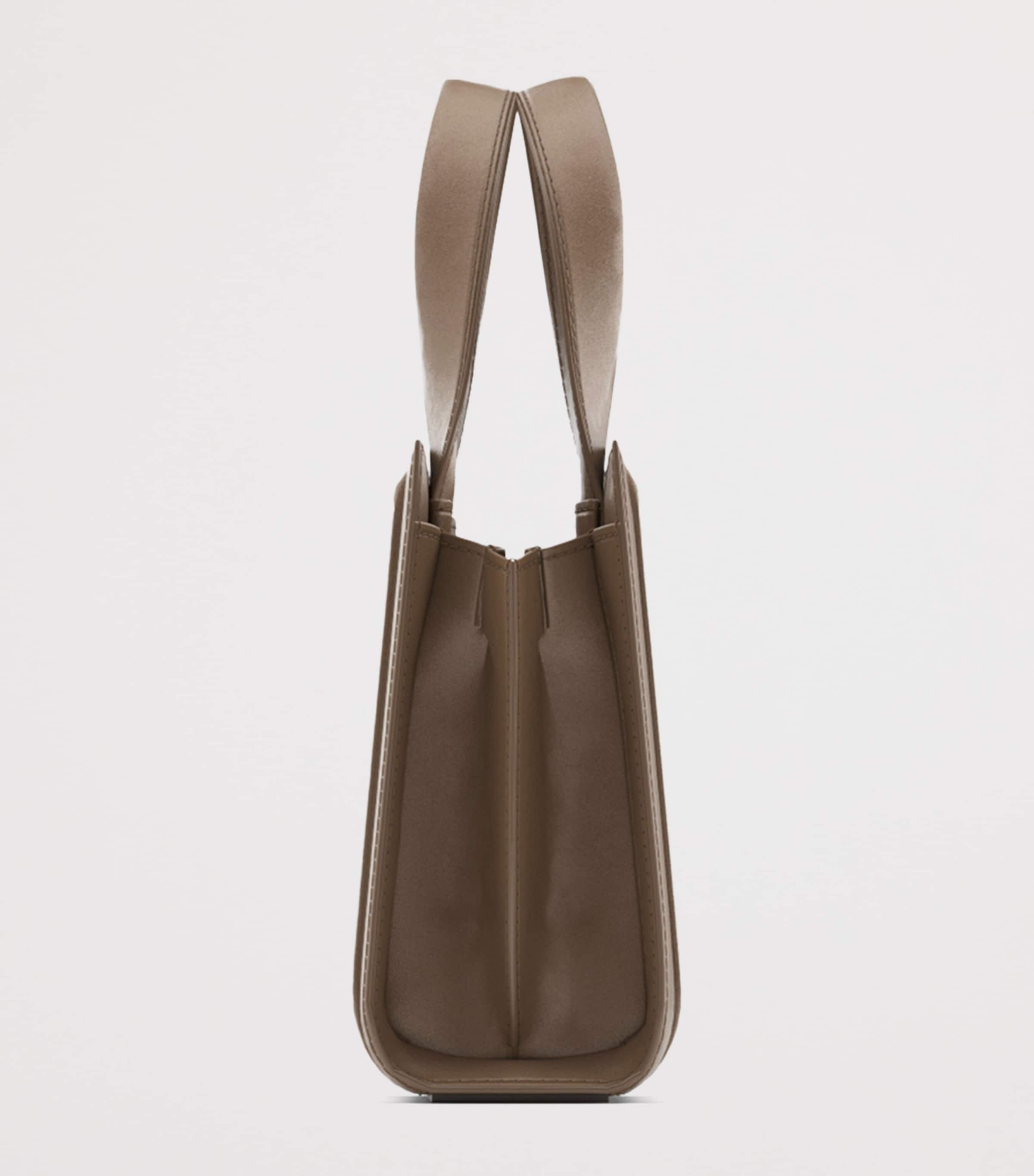 Max Mara Micro Quilted Whitney Bag - British product