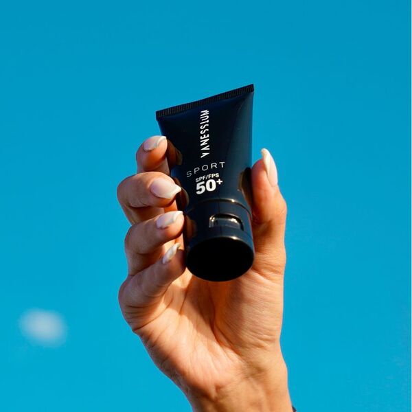 Vanessium Sport SPF50+ 50ml GOODS Superdrug   