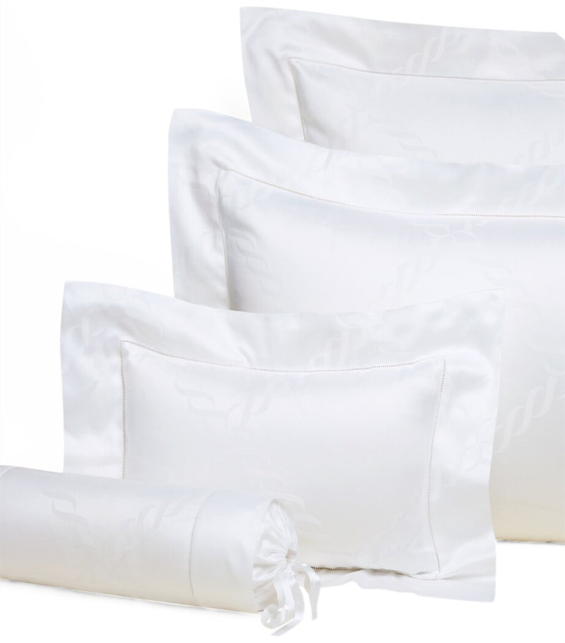 Pratesi pillowcase with braid motif 50cm x 90cm, imported from the UK