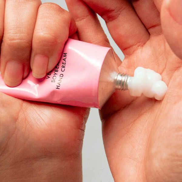 Amuse Vegan Soybean hand cream Energy 50ml, imported from the UK