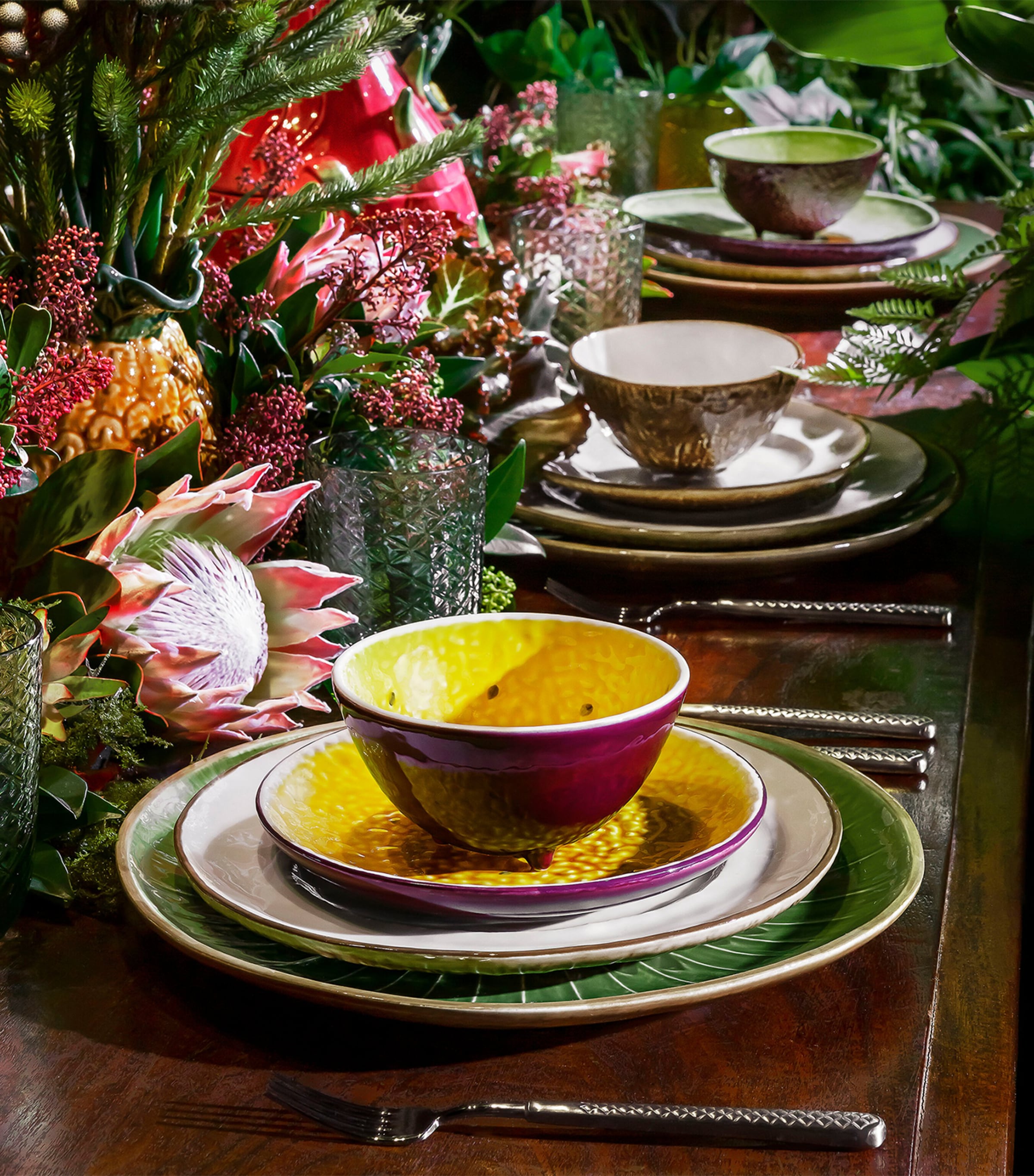 Bordallo Pinheiro avocado dessert plate 21cm - British product
