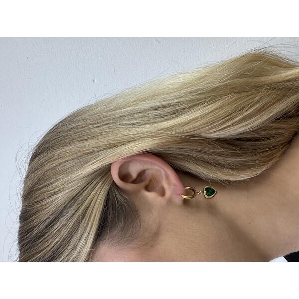 SVNX emerald green heart hoop earrings in gold, UK version