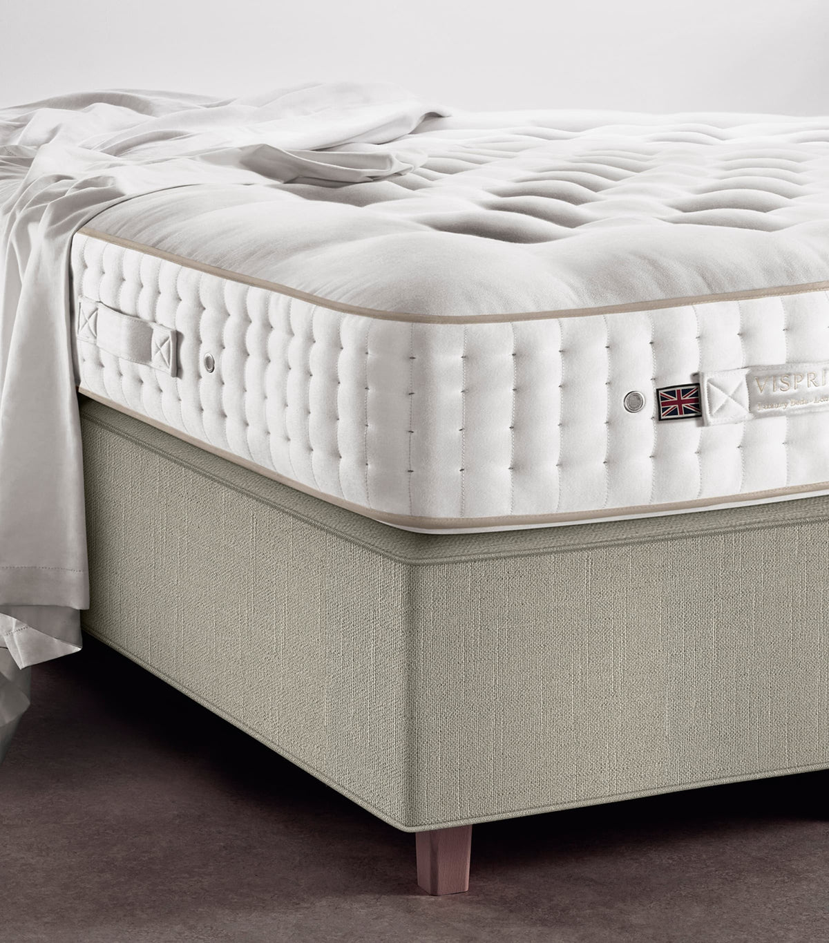 Vispring Medium Signatory Mattress 150cm x 200cm (British brand)