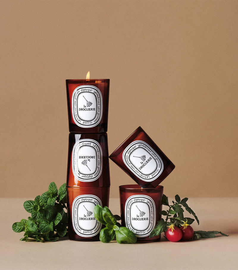Diptyque La Droguerie odour-removing candle 190g - British product
