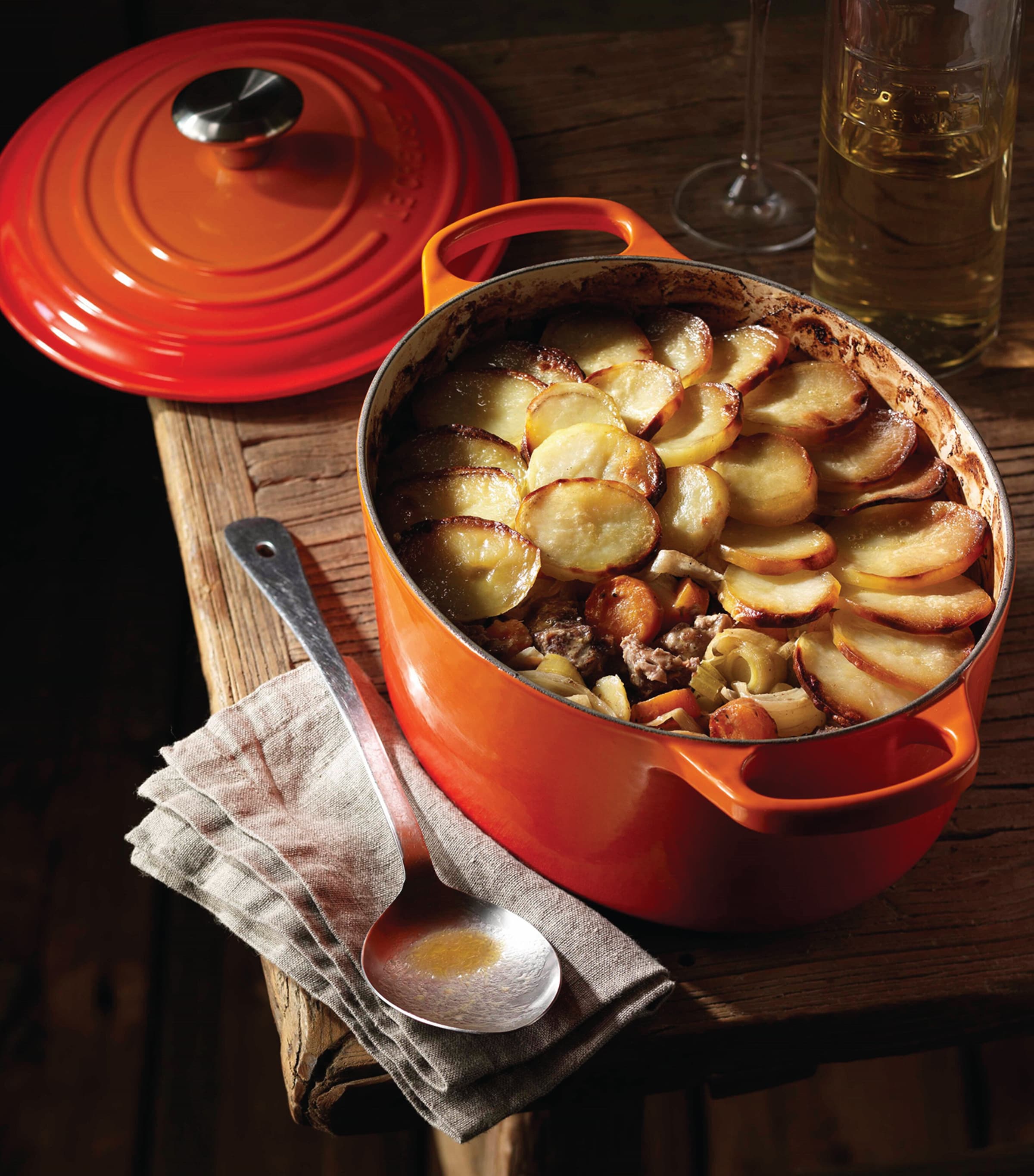 Le Creuset cast iron oval casserole dish 29cm, UK version