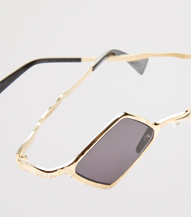 Kuboraum metal Mask Z14 sunglasses with geometric tinted lenses, UK version