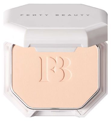 Fenty Pro Filt'r Soft Matte Powder Foundation 120