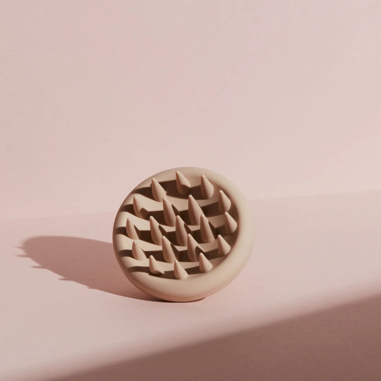CENTRED Squishy silicone Scalp Massager (British brand)