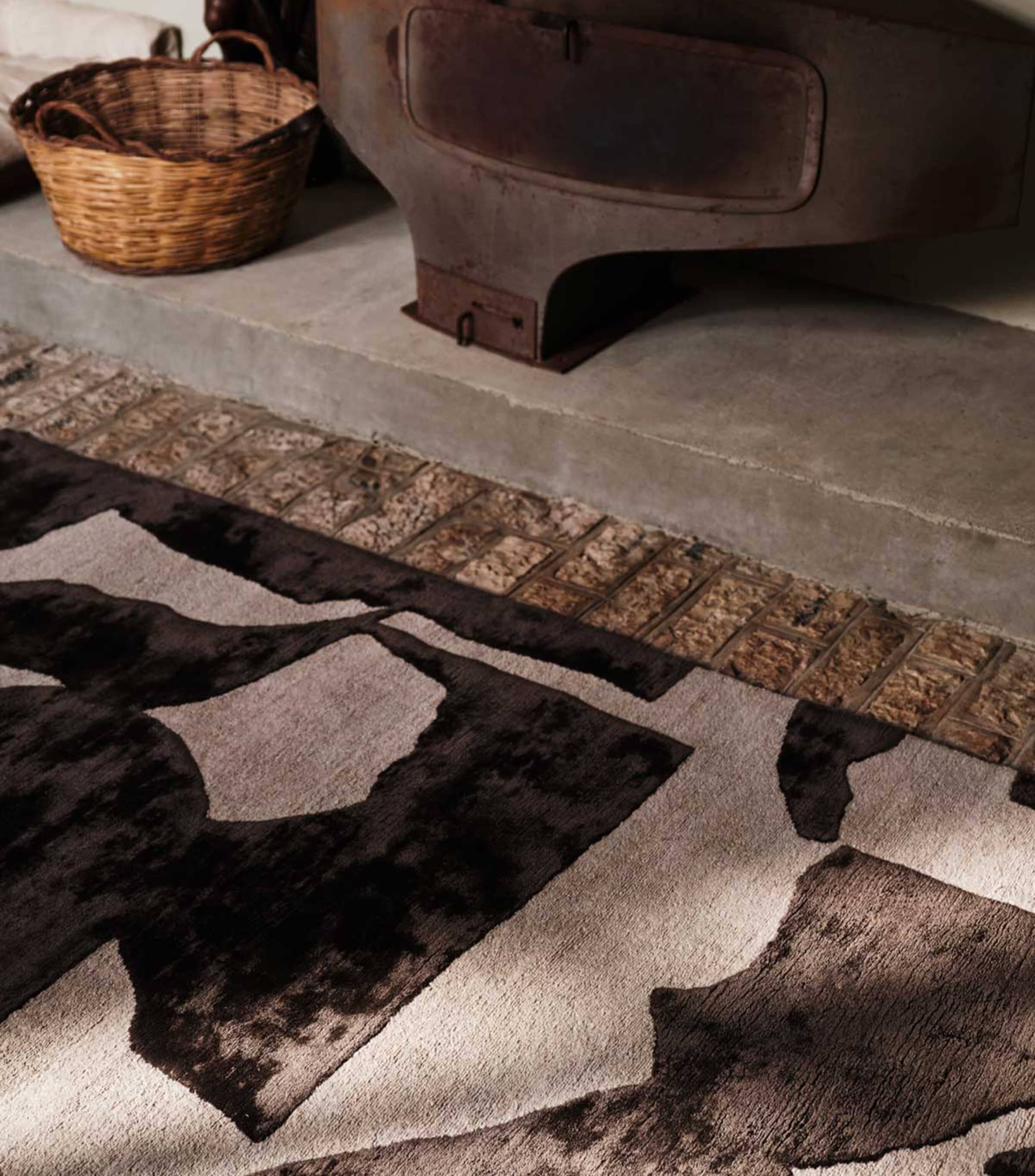 The Rug Company Spire Ember rug 1.83m x 2.74m (British brand)