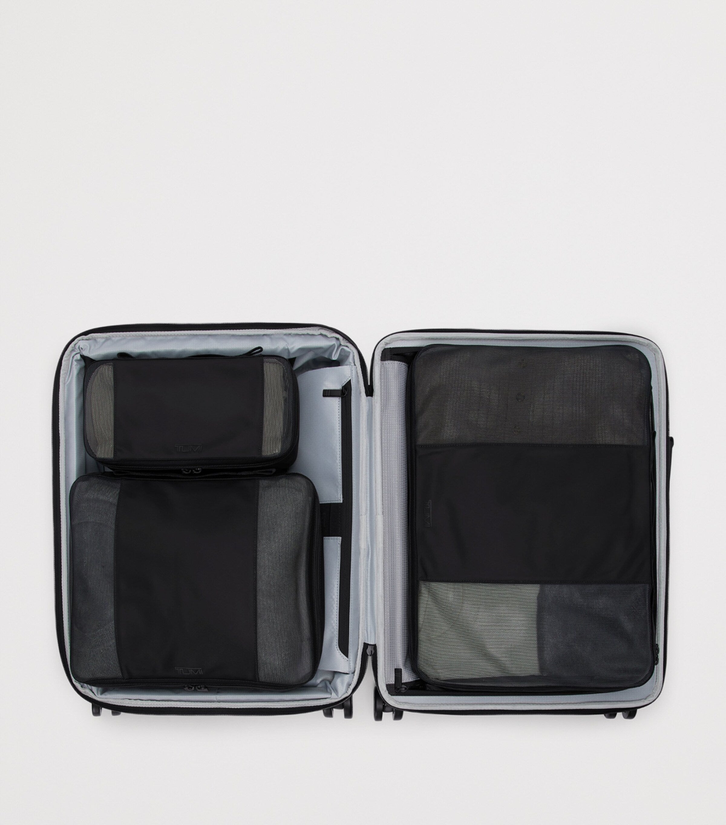 Tumi Alpha 4 cabin suitcase 55cm, UK version
