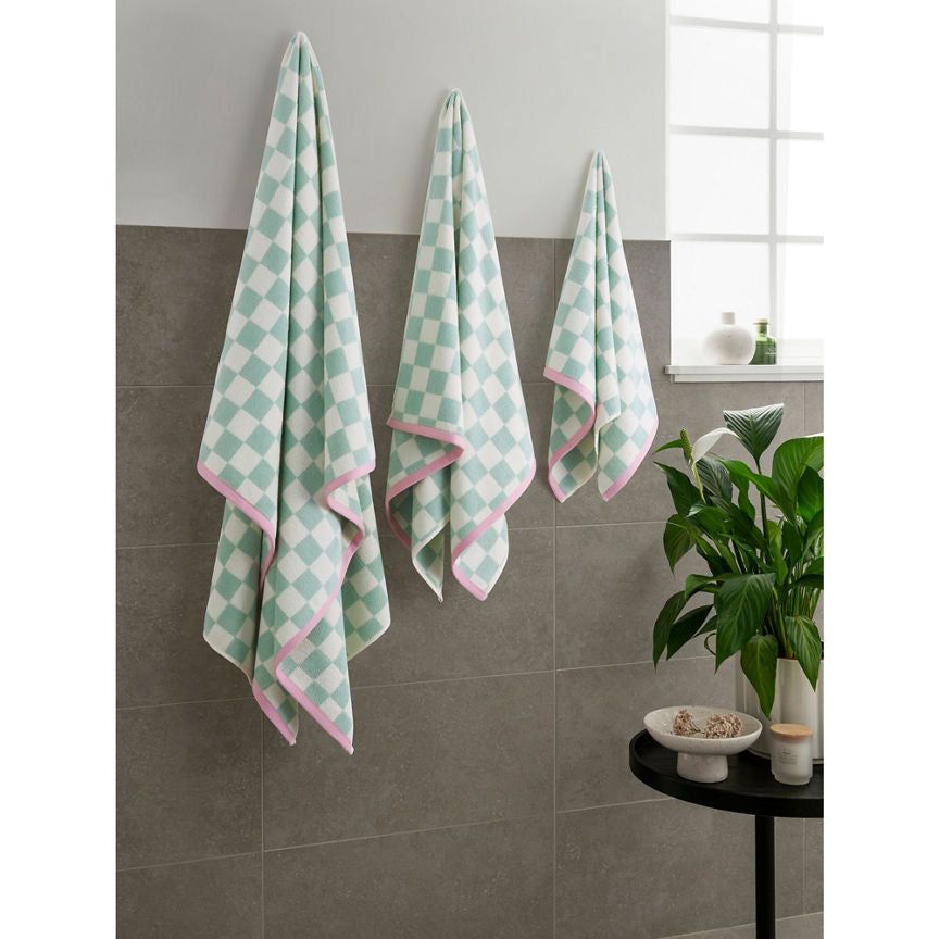 George Home Mint Green Checkerboard Bath Towel