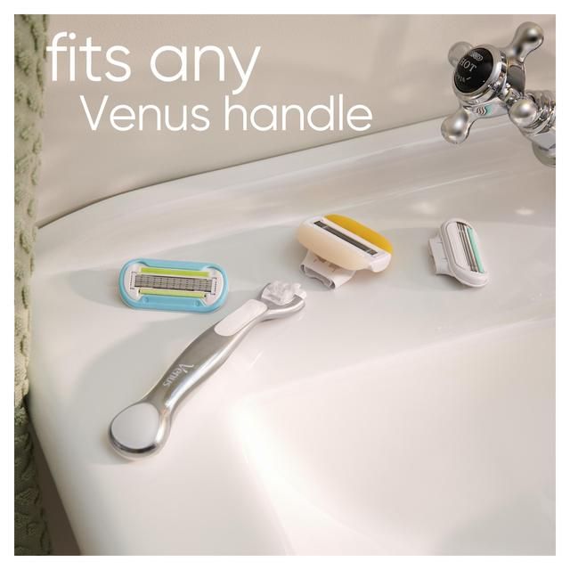 Gillette Venus Comfortglide Razor with Olay Coconut